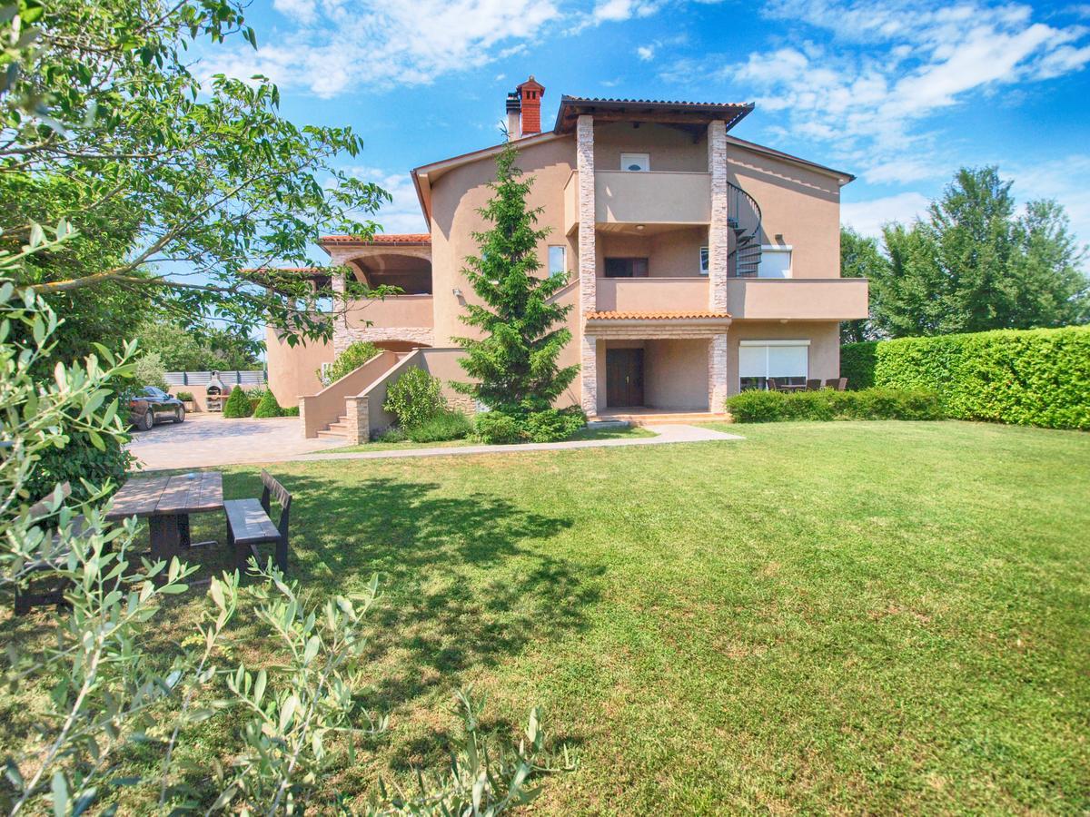 Apartments Dusanka 799 Fažana Εξωτερικό φωτογραφία